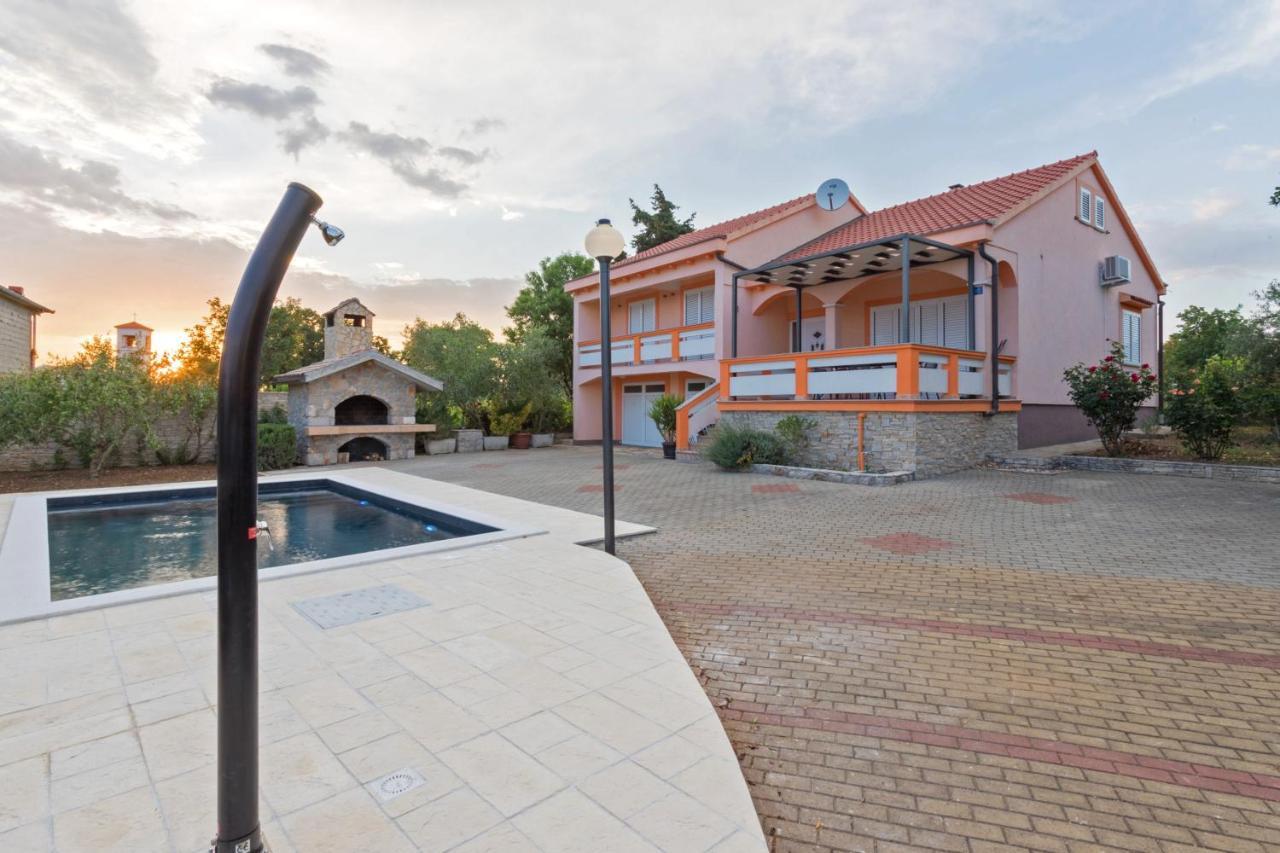 Holiday Home Antonio Dracevac Ninski Екстер'єр фото