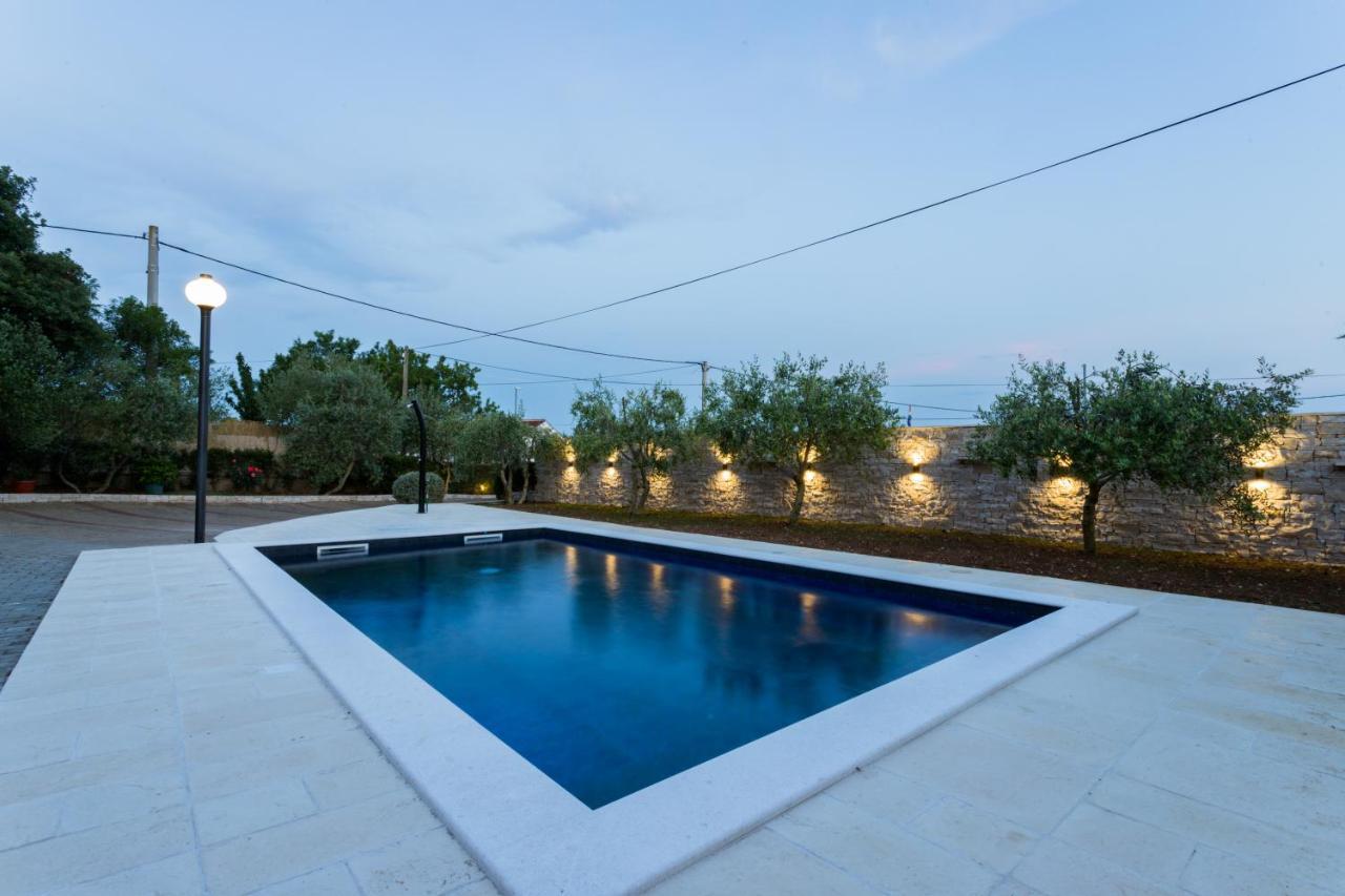 Holiday Home Antonio Dracevac Ninski Екстер'єр фото