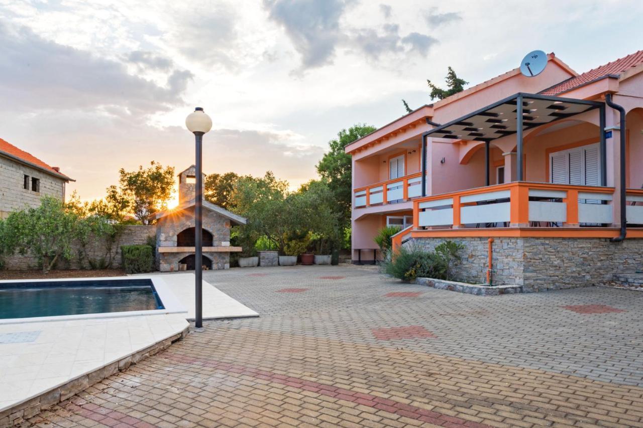 Holiday Home Antonio Dracevac Ninski Екстер'єр фото