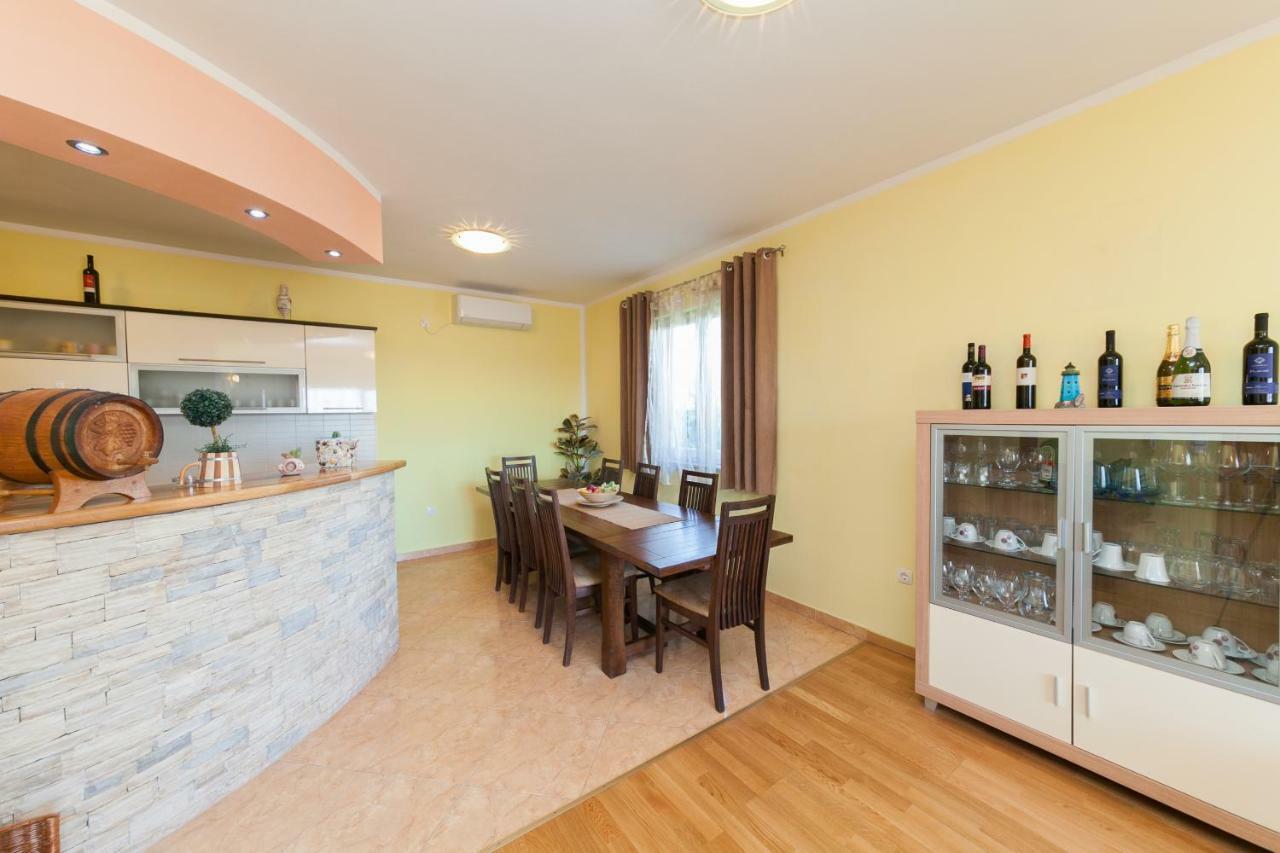Holiday Home Antonio Dracevac Ninski Екстер'єр фото