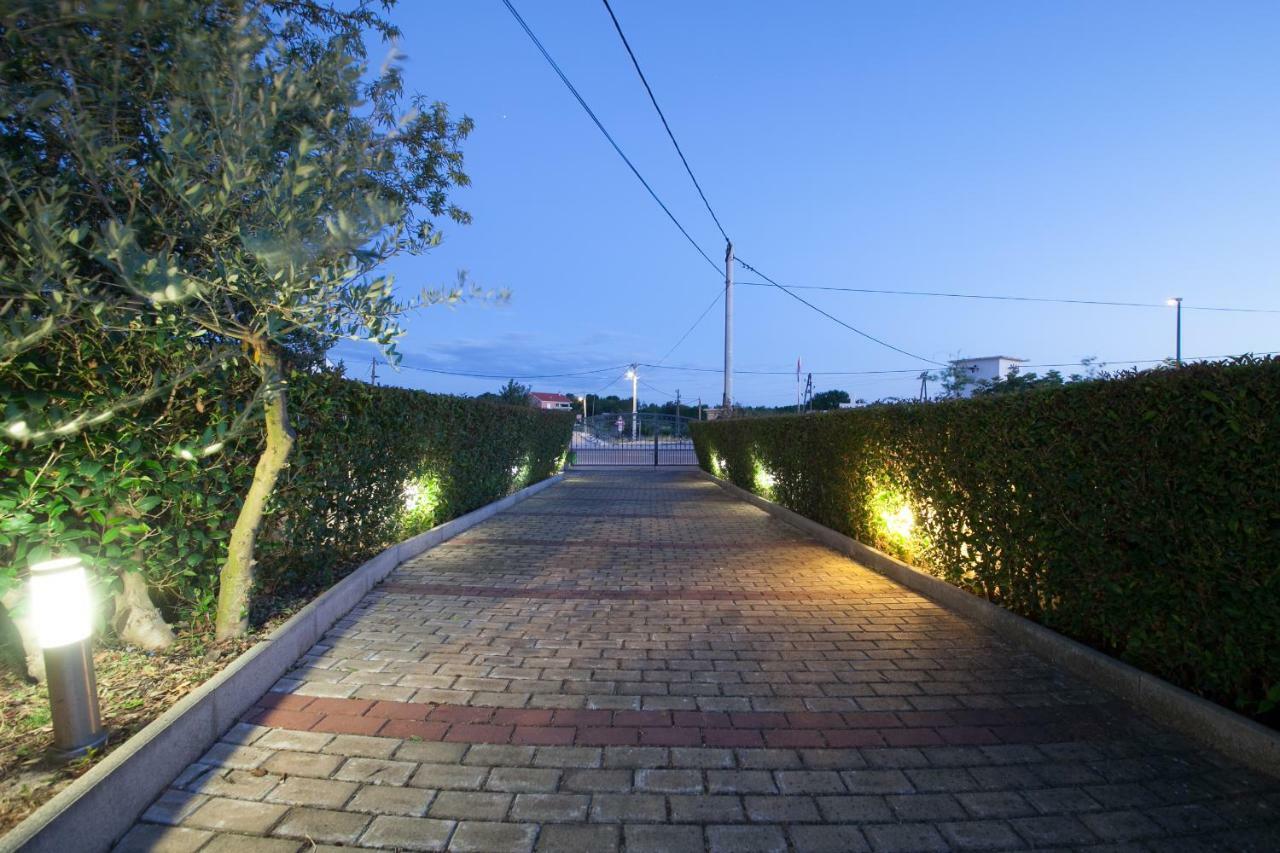Holiday Home Antonio Dracevac Ninski Екстер'єр фото