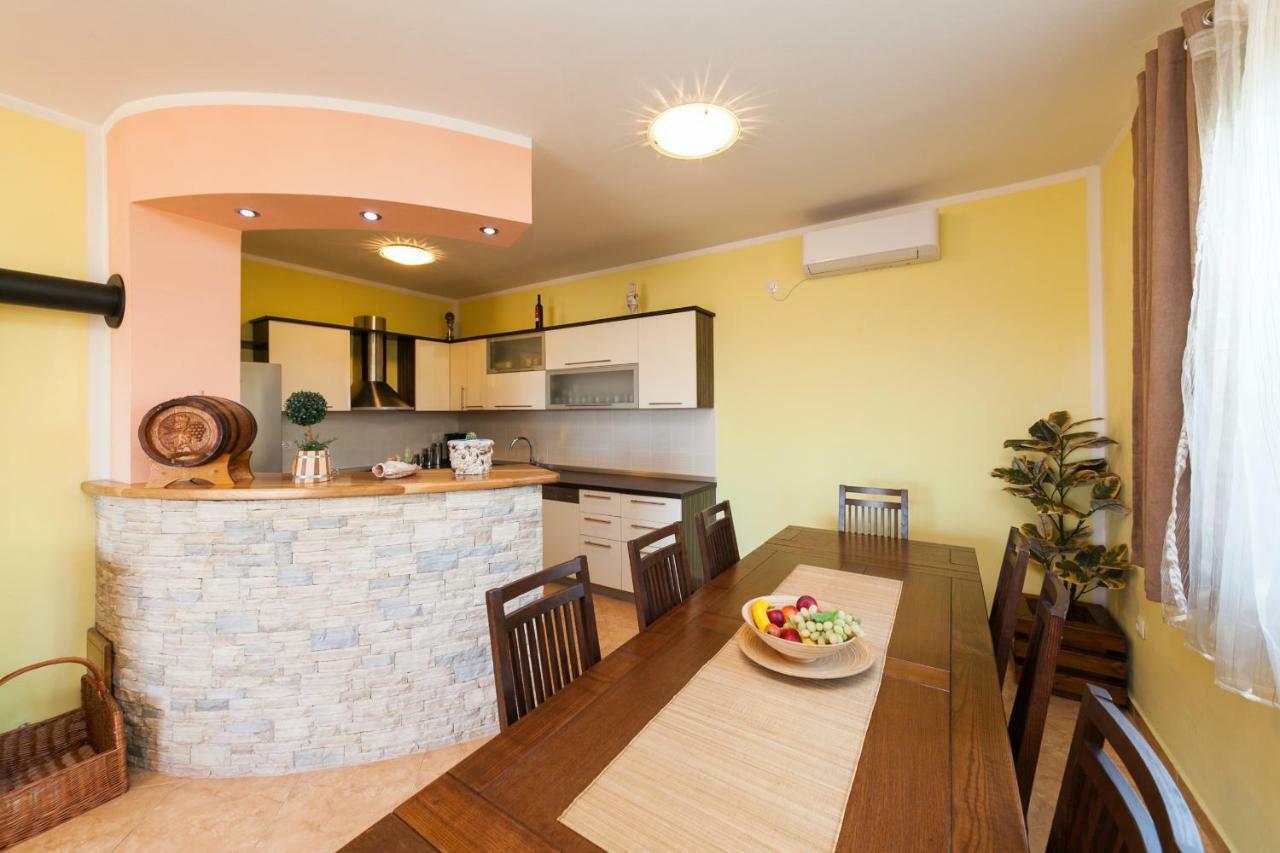 Holiday Home Antonio Dracevac Ninski Екстер'єр фото