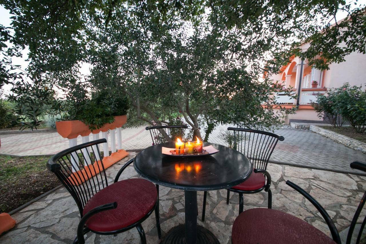 Holiday Home Antonio Dracevac Ninski Екстер'єр фото